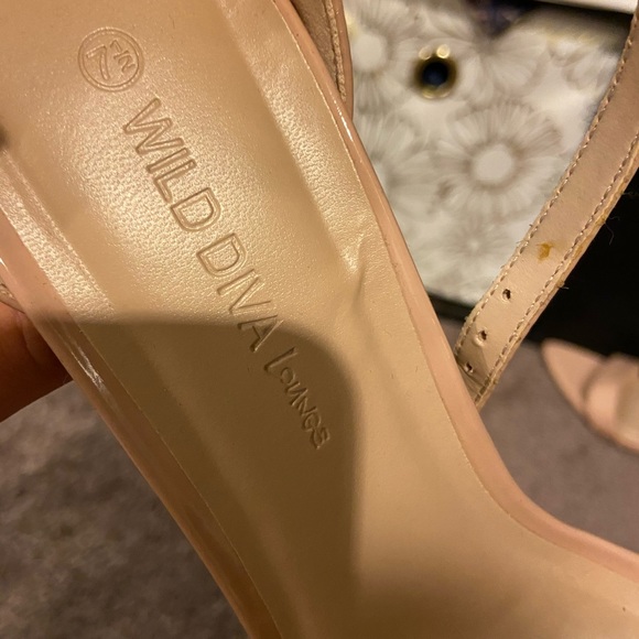 NWOT Nude block heeled heels - Picture 5 of 7